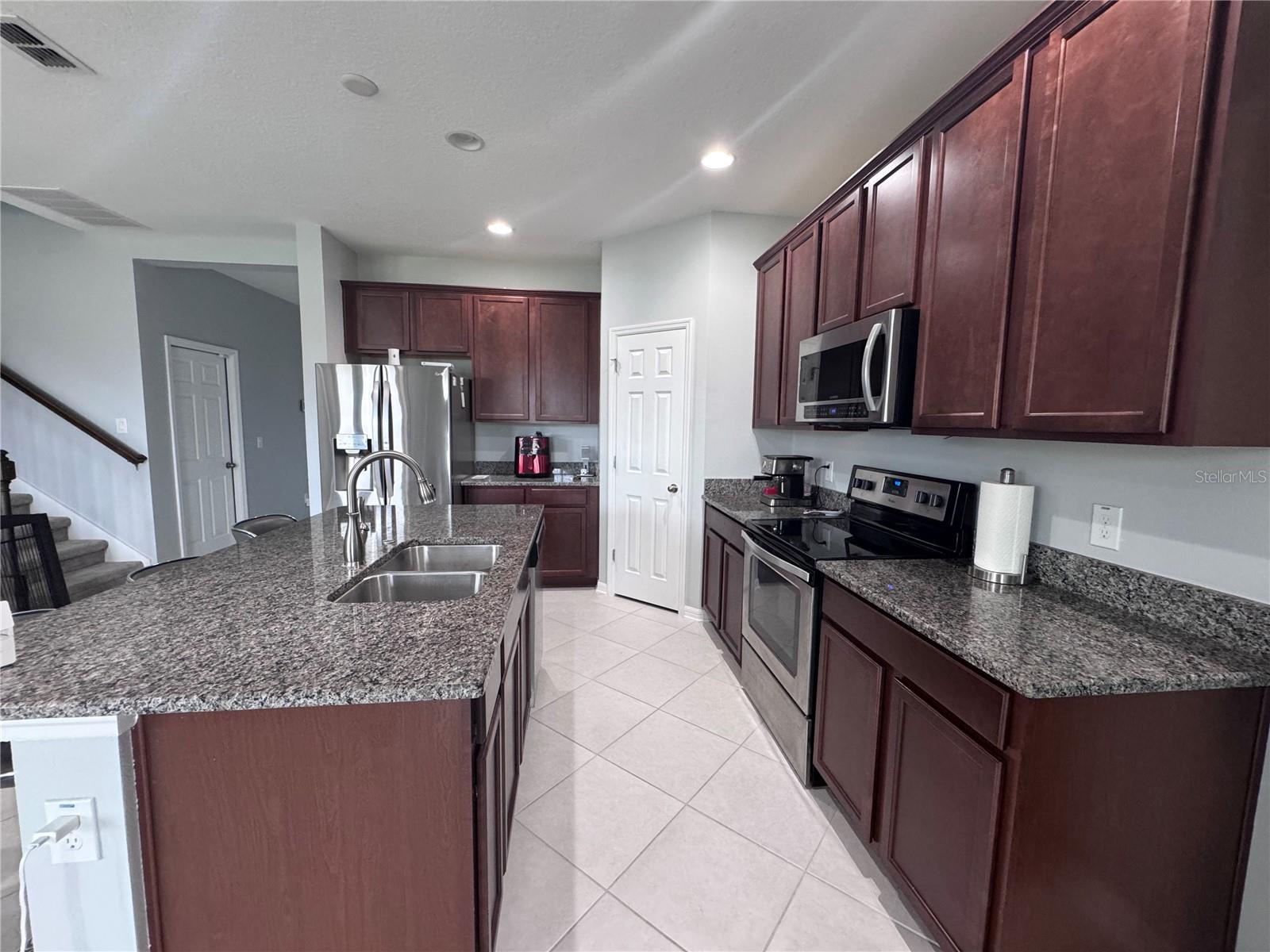 Image 6 of 29 For 3813 San Isidro Circle