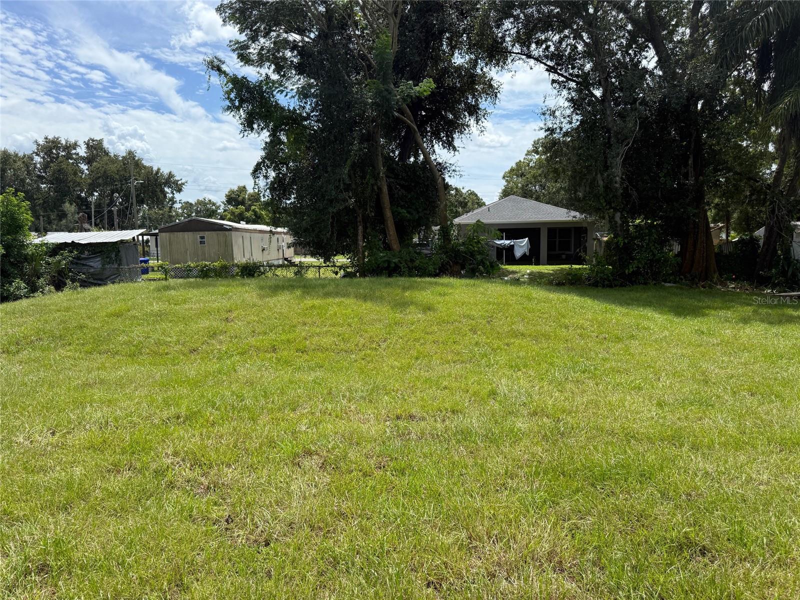 Image 17 of 17 For 1326 Hunter St
