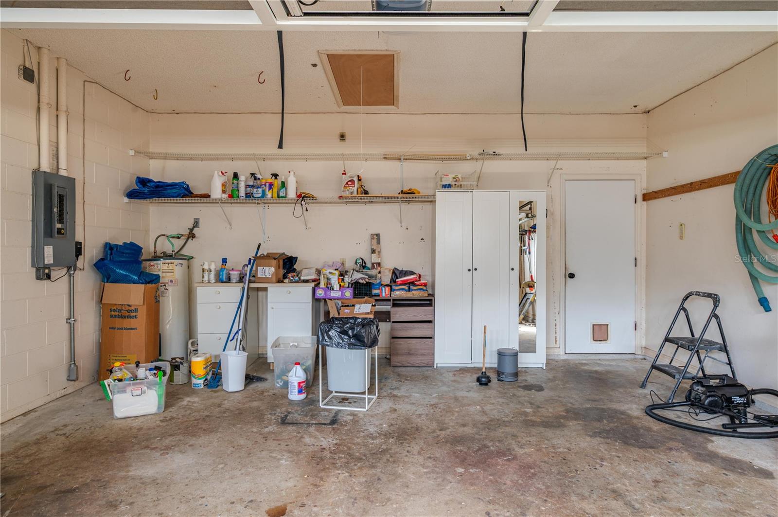 Image 29 of 39 For 8526 Cherry Hill Drive