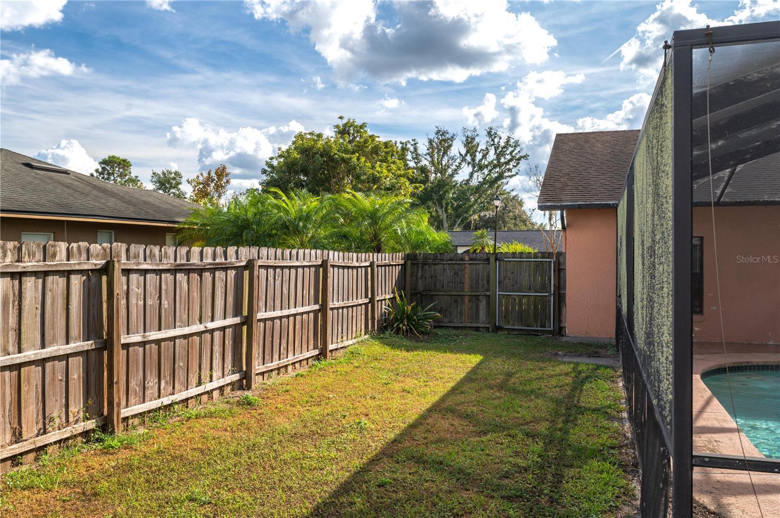 Image 34 of 39 For 8526 Cherry Hill Drive