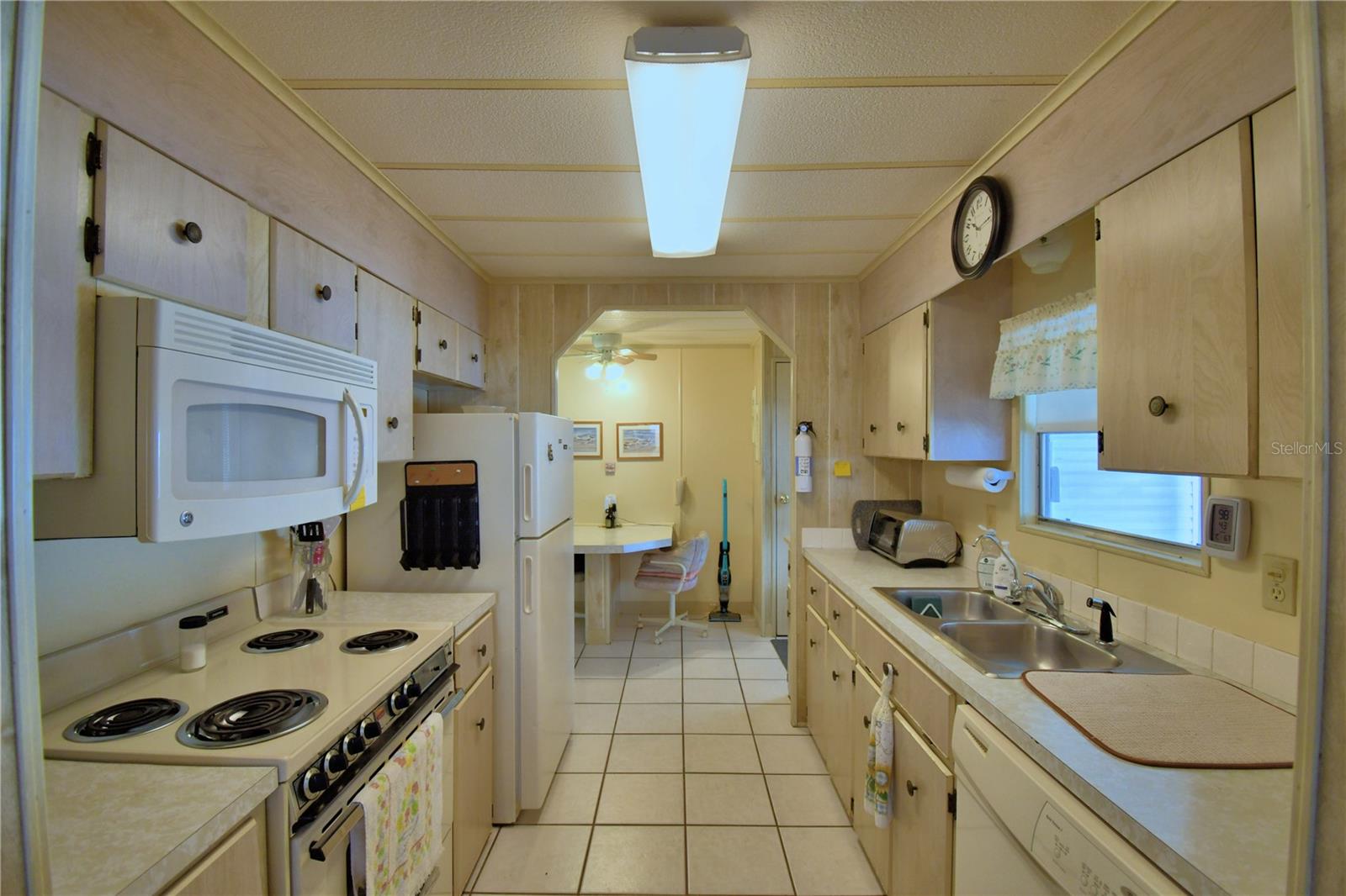 Image 17 of 66 For 4034 Rolling Oaks Drive