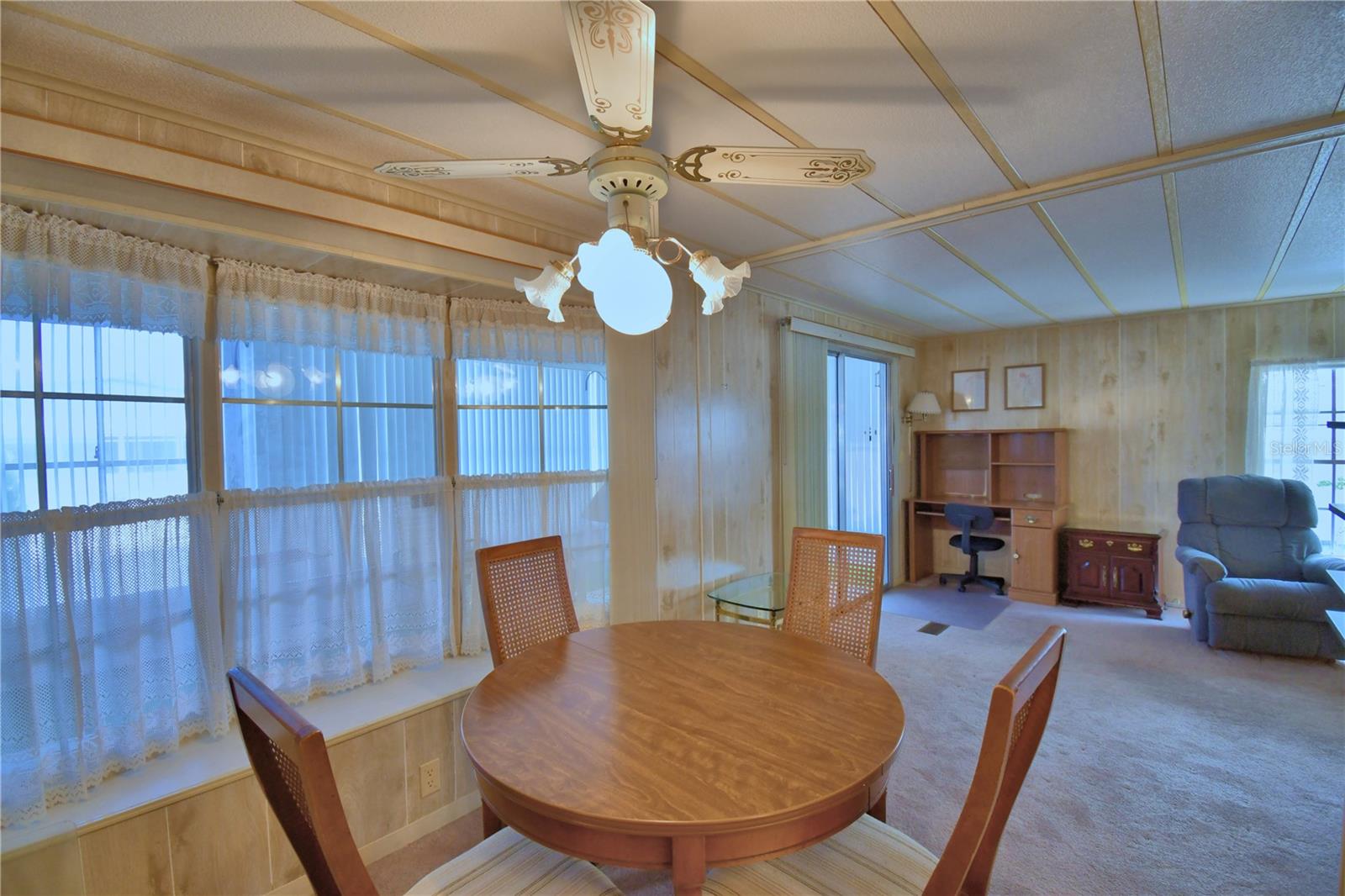 Image 18 of 66 For 4034 Rolling Oaks Drive