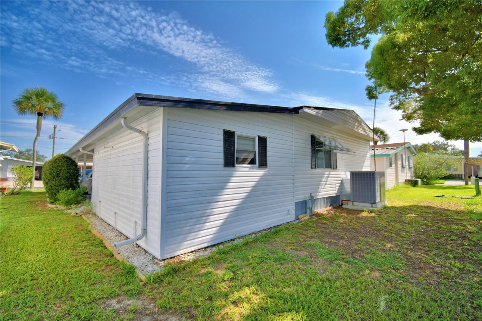 Image 44 of 66 For 4034 Rolling Oaks Drive