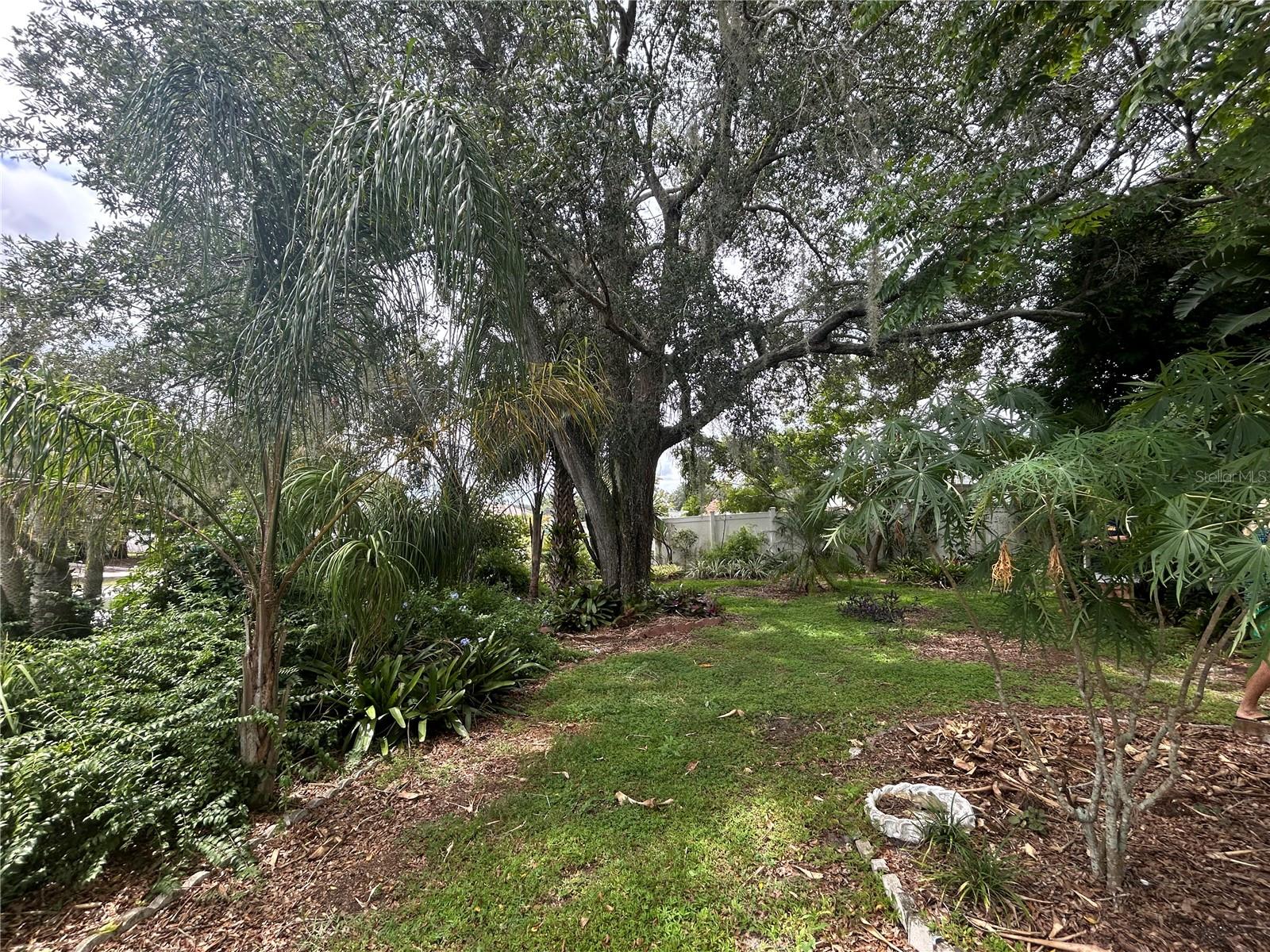 Image 21 of 69 For 1021 Highview Drive