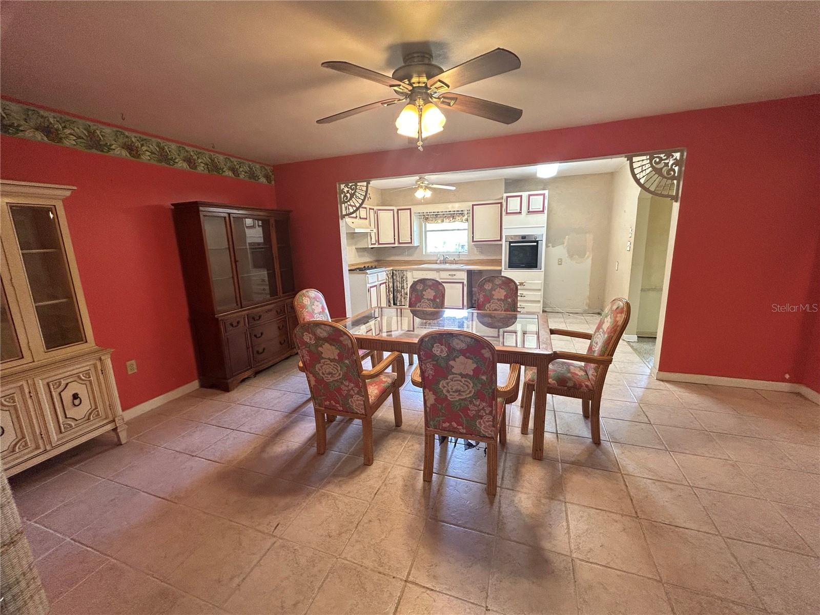 Image 33 of 69 For 1021 Highview Drive