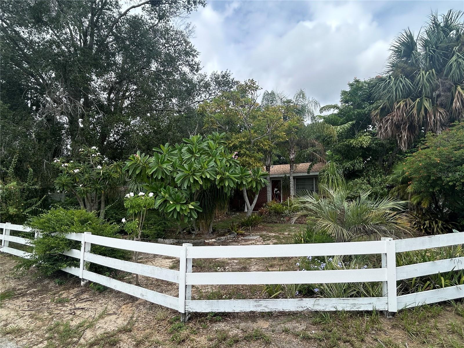 Image 9 of 69 For 1021 Highview Drive
