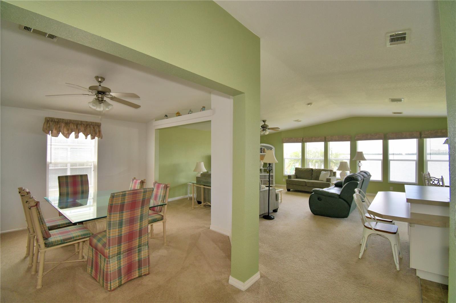 Image 13 of 56 For 492 Lakeside Ranch Circle