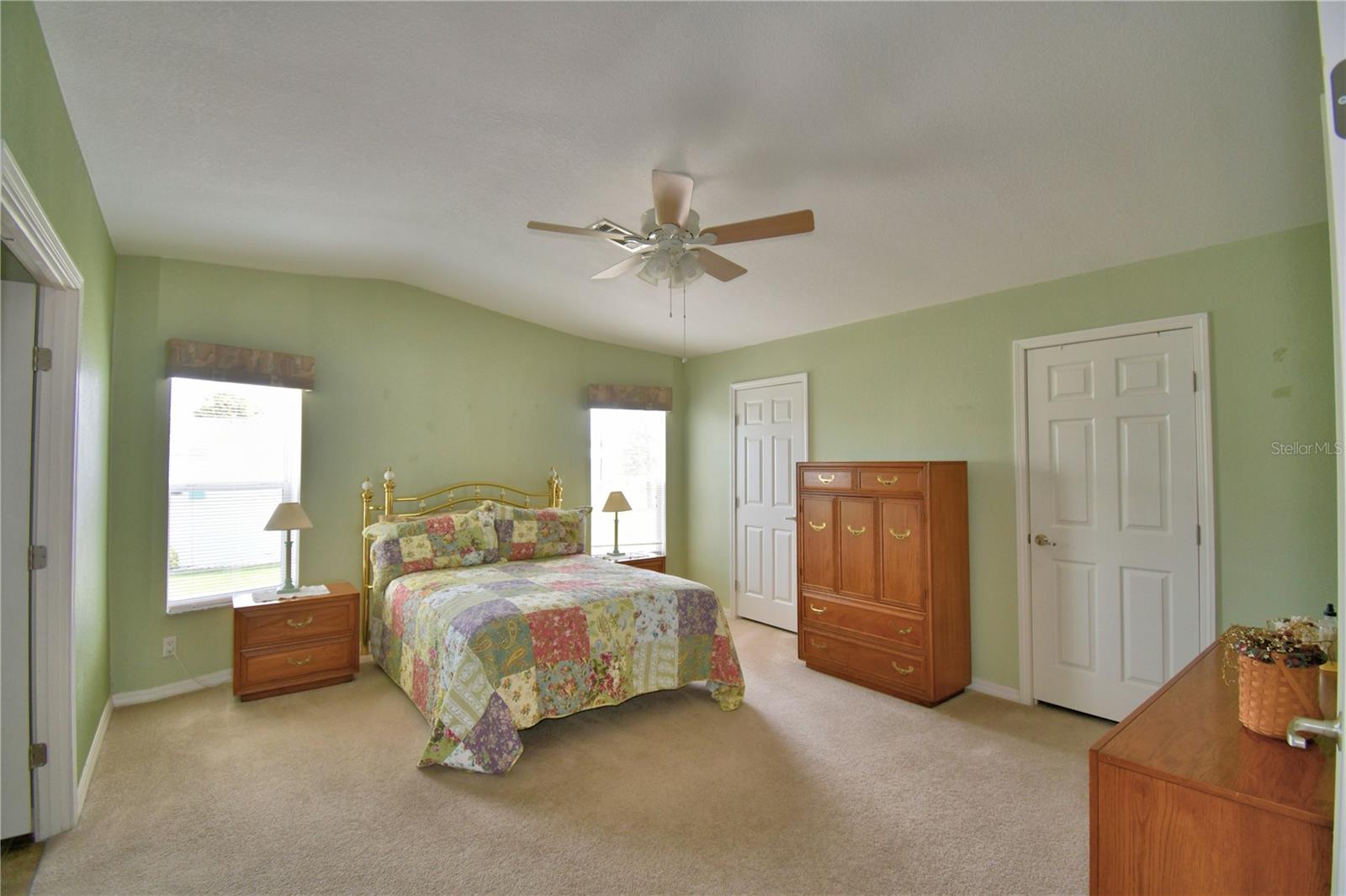 Image 19 of 56 For 492 Lakeside Ranch Circle