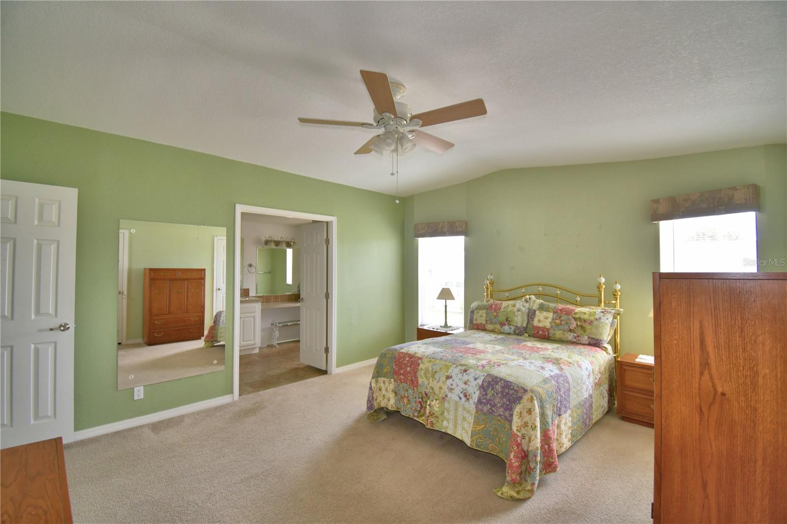 Image 20 of 56 For 492 Lakeside Ranch Circle