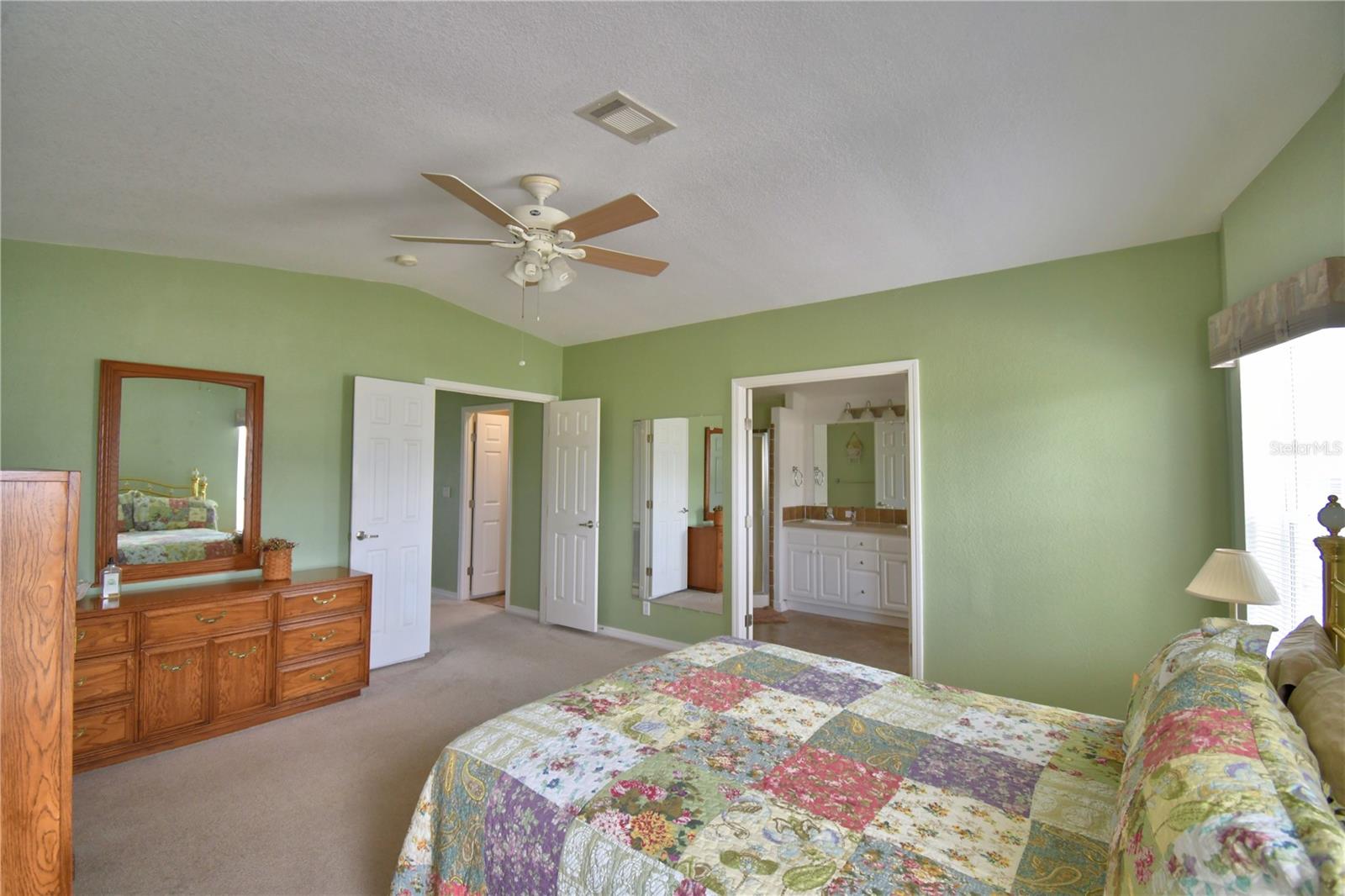 Image 21 of 56 For 492 Lakeside Ranch Circle