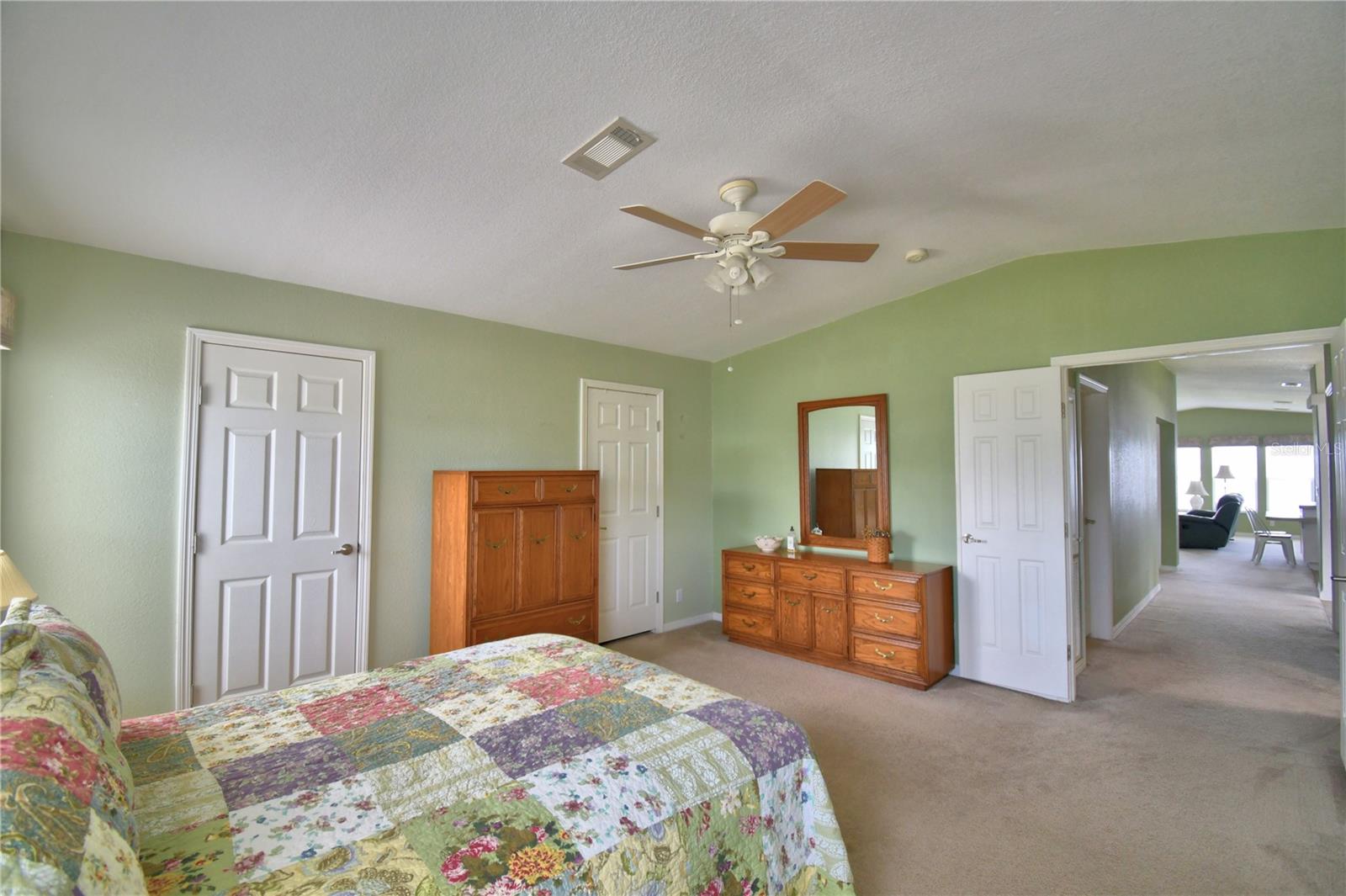 Image 22 of 56 For 492 Lakeside Ranch Circle