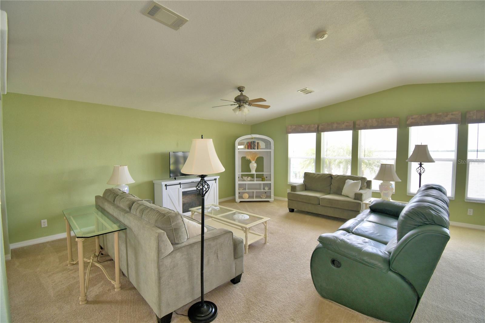 Image 3 of 56 For 492 Lakeside Ranch Circle