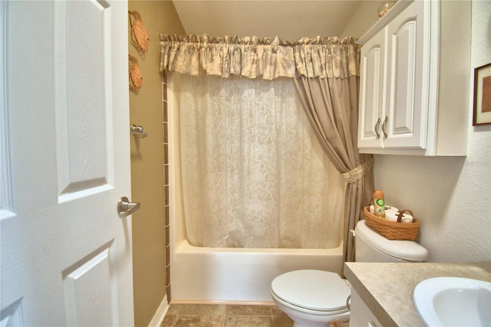 Image 31 of 56 For 492 Lakeside Ranch Circle