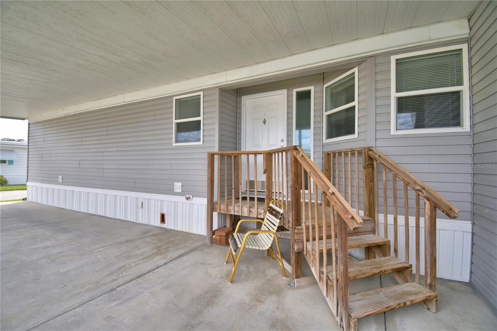 Image 36 of 56 For 492 Lakeside Ranch Circle