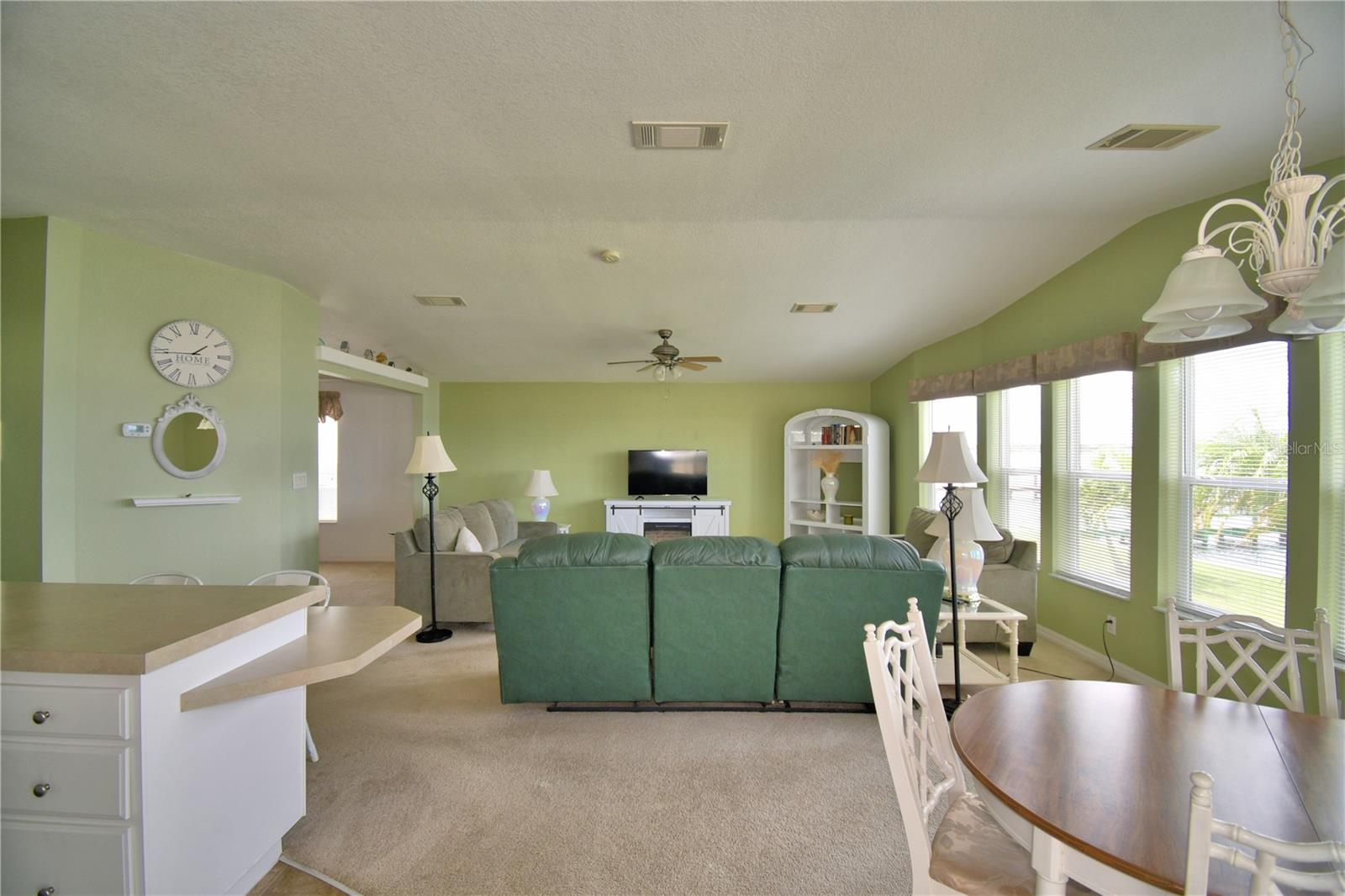 Image 5 of 56 For 492 Lakeside Ranch Circle