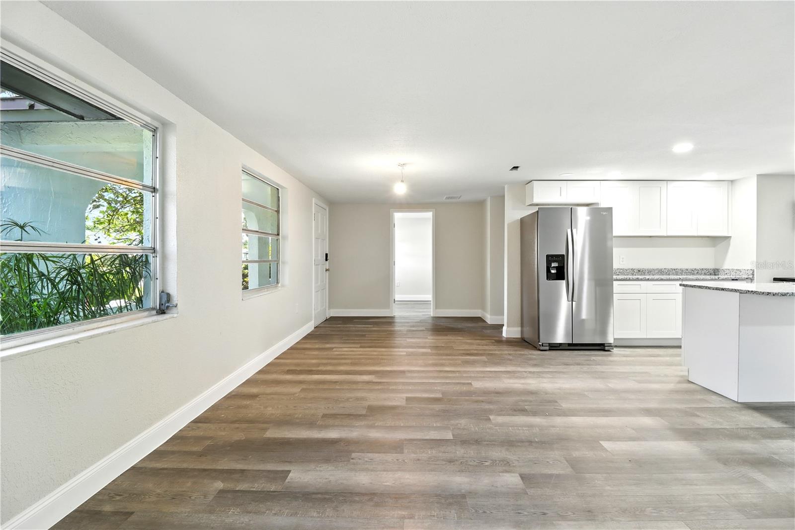 Image 29 of 41 For 8547 Horizon Lane