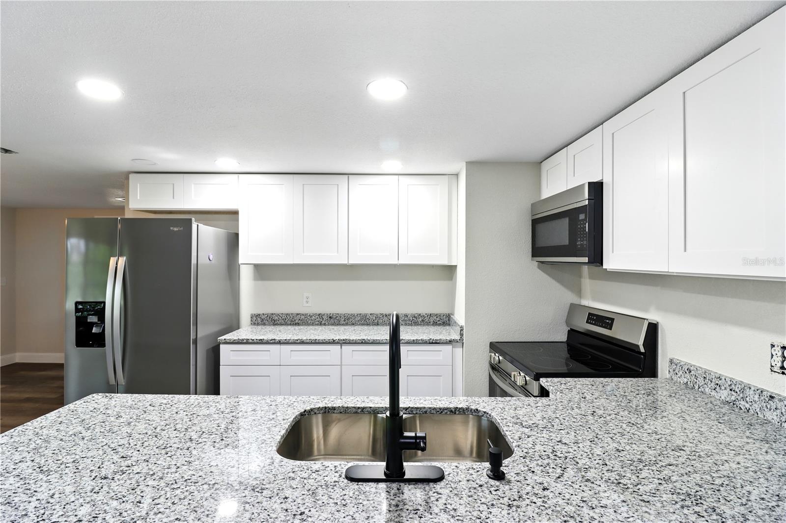 Image 31 of 41 For 8547 Horizon Lane
