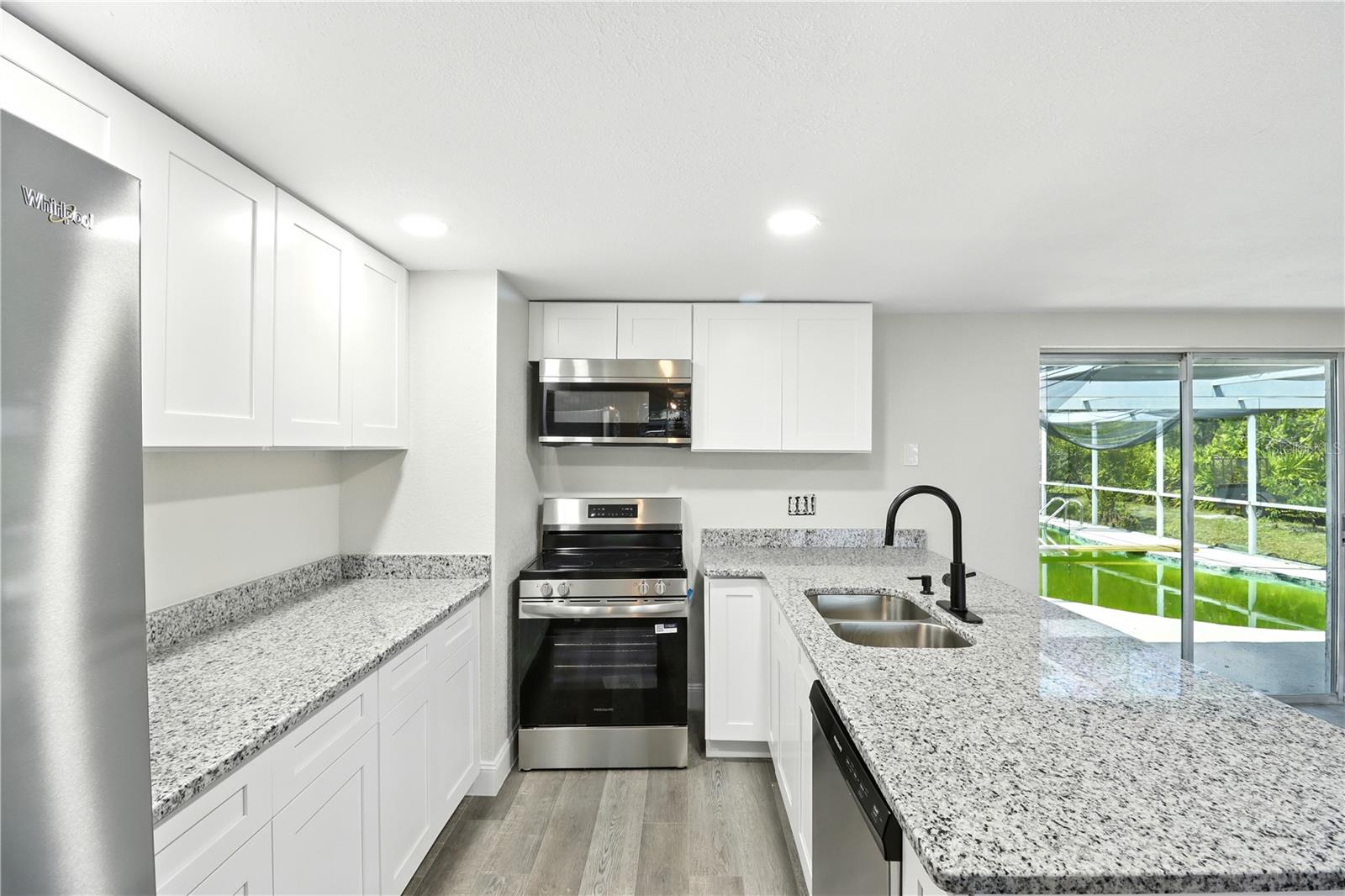 Image 34 of 41 For 8547 Horizon Lane