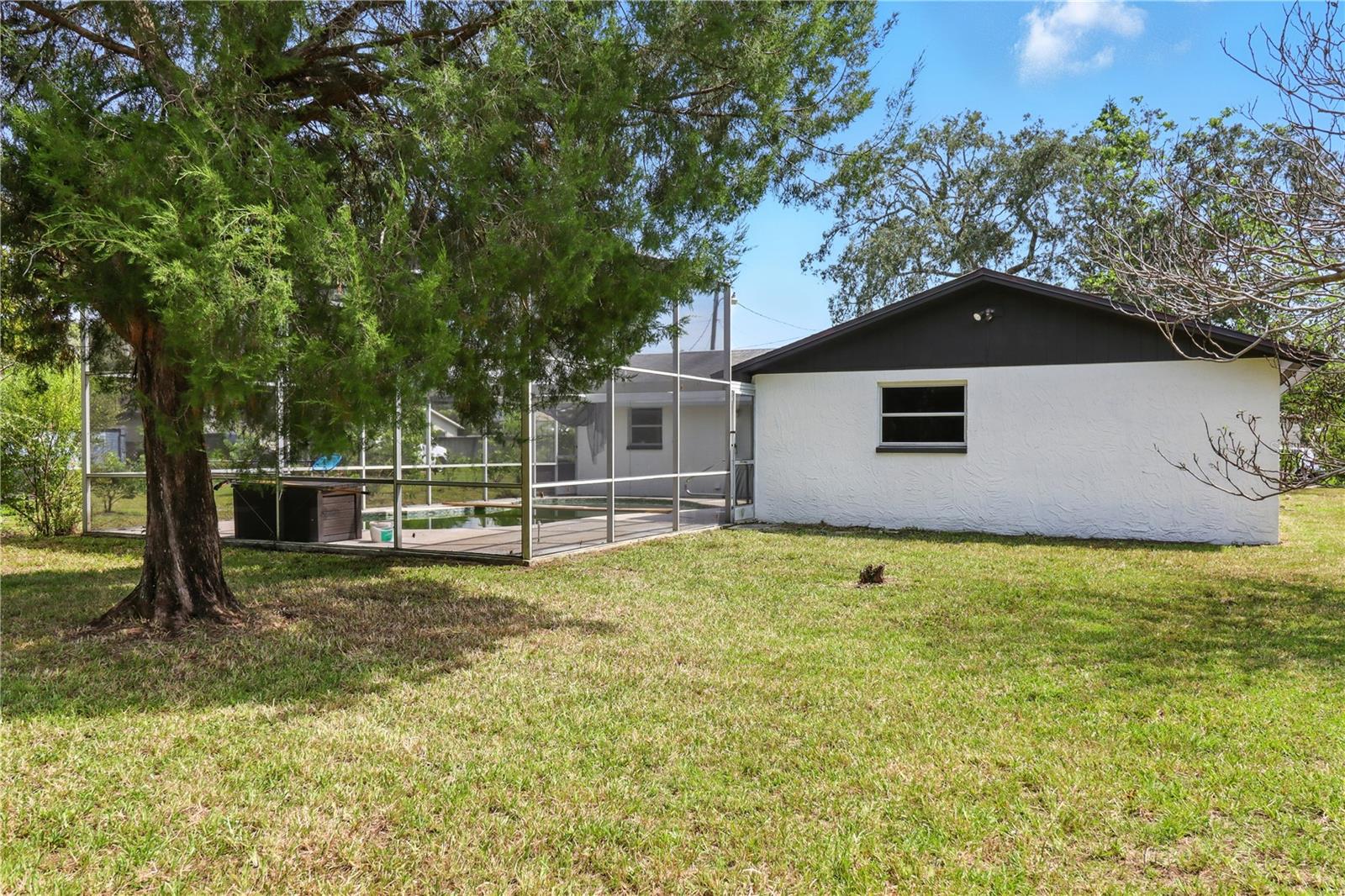 Image 4 of 41 For 8547 Horizon Lane