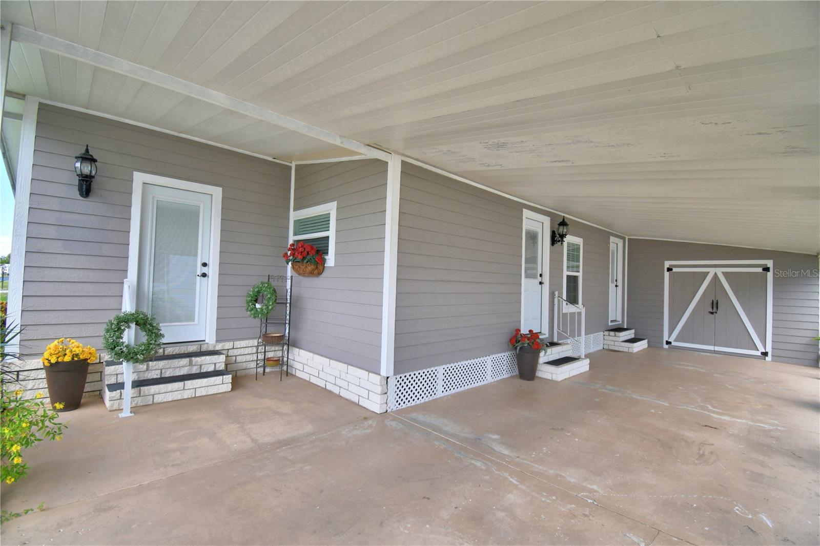 Image 3 of 43 For 117 Lake Hazel Drive Drive