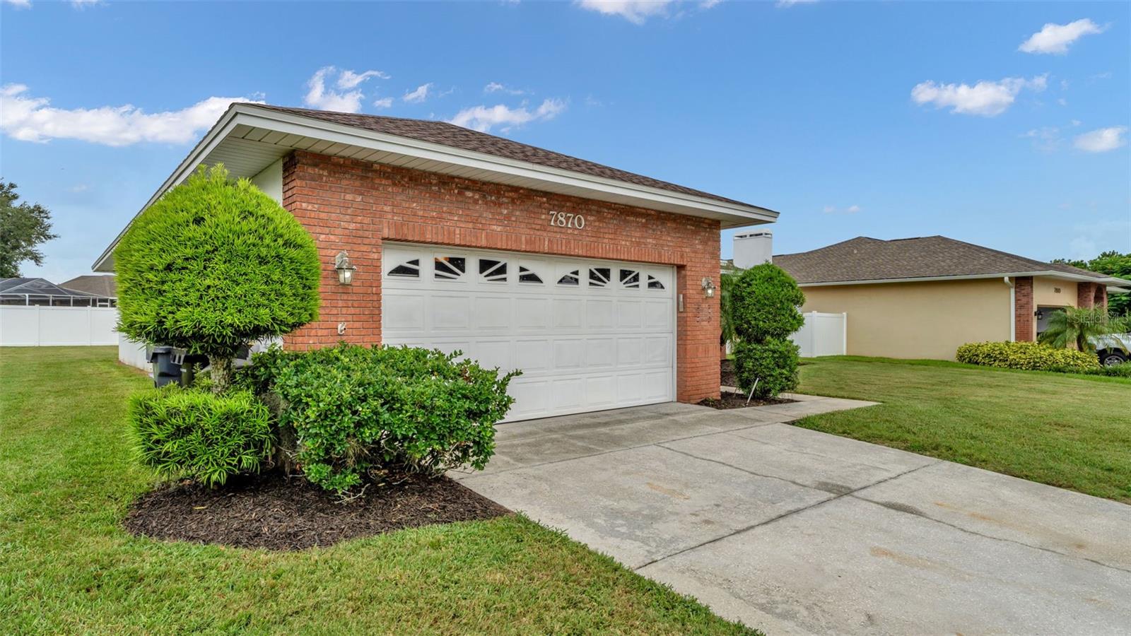 Image 4 of 39 For 7870 Ashford Drive