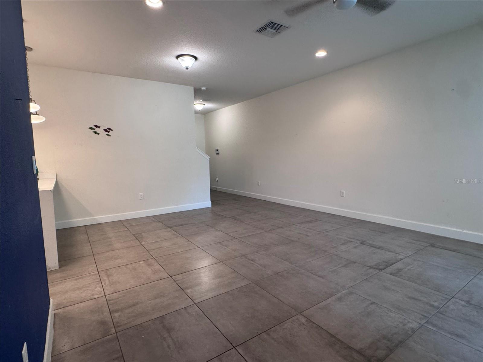 Image 2 of 21 For 922 Centaury Drive