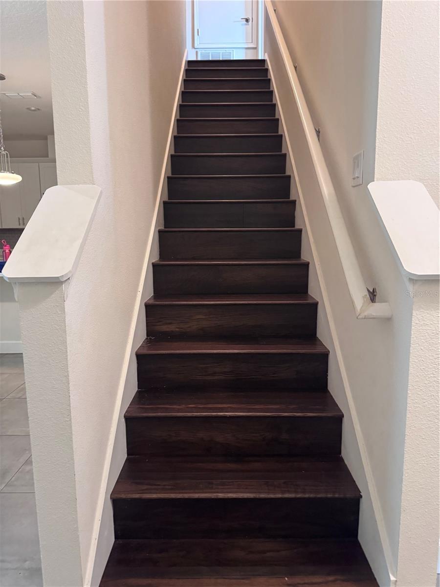 Image 7 of 21 For 922 Centaury Drive