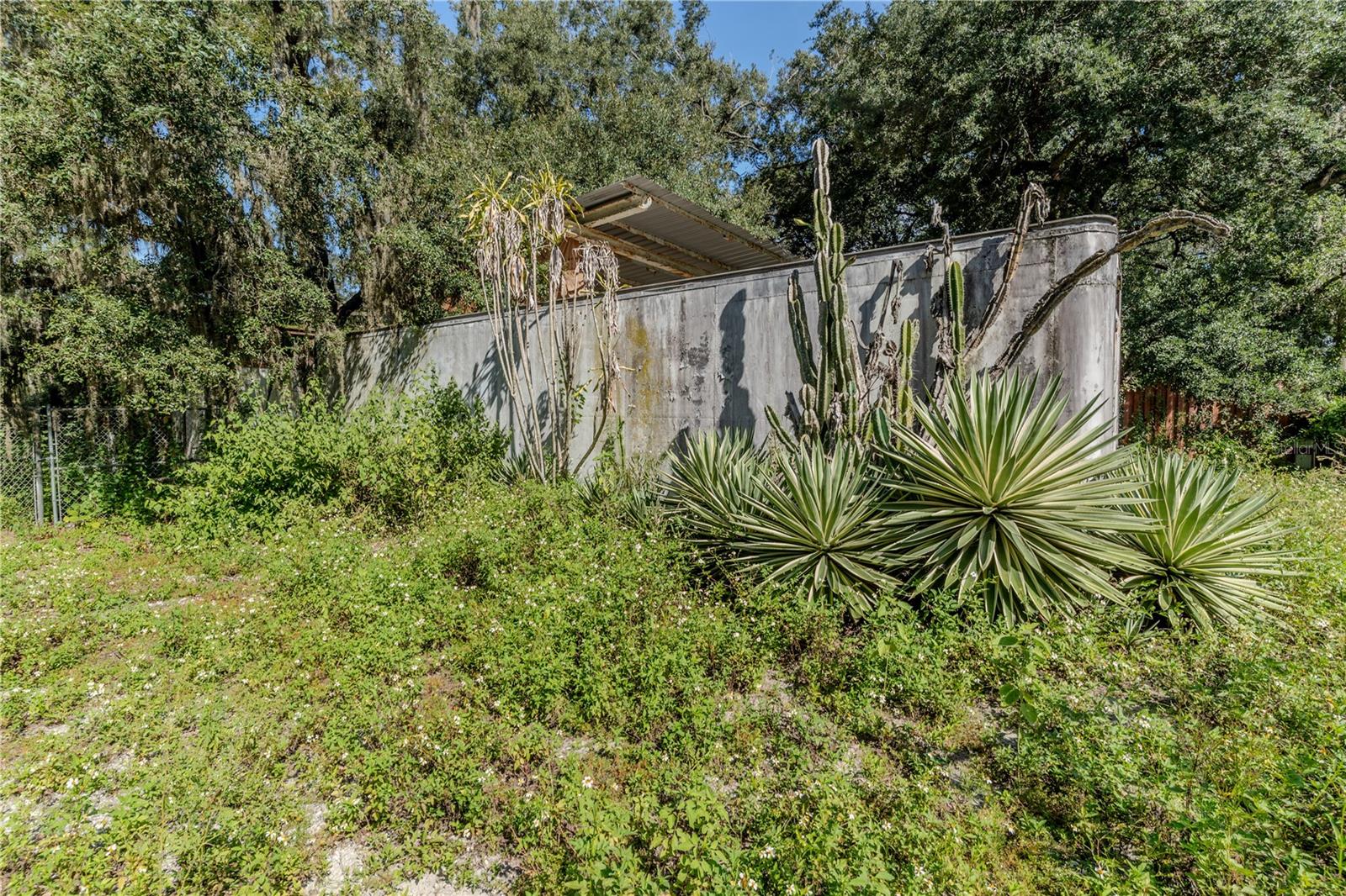 Image 35 of 39 For 1988 Us Highway 17 92