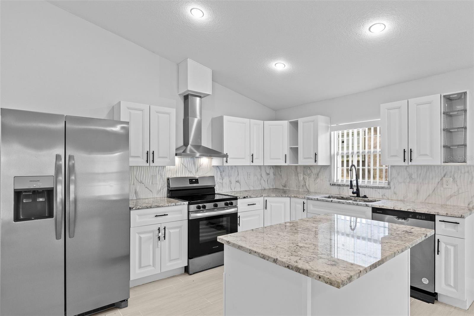 Image 13 of 59 For 319 Avenue A