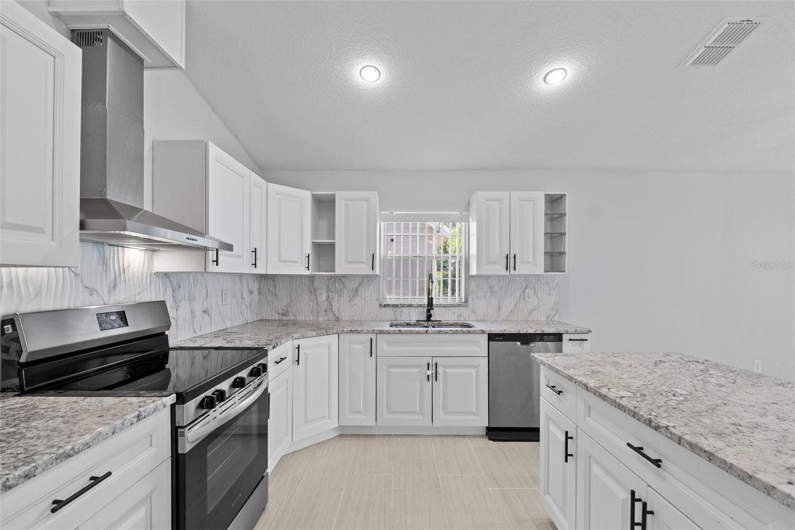 Image 17 of 59 For 319 Avenue A