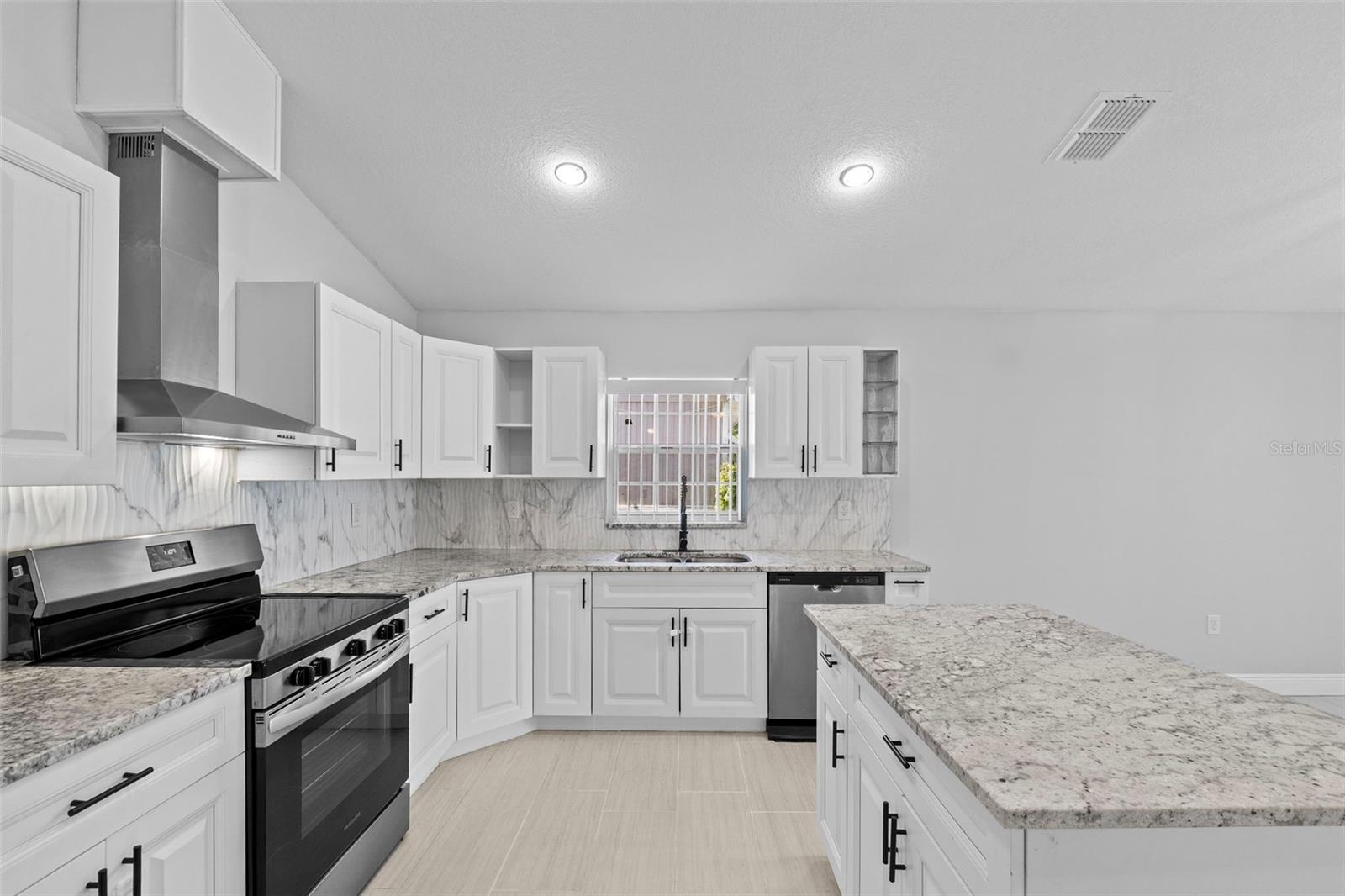 Image 18 of 59 For 319 Avenue A