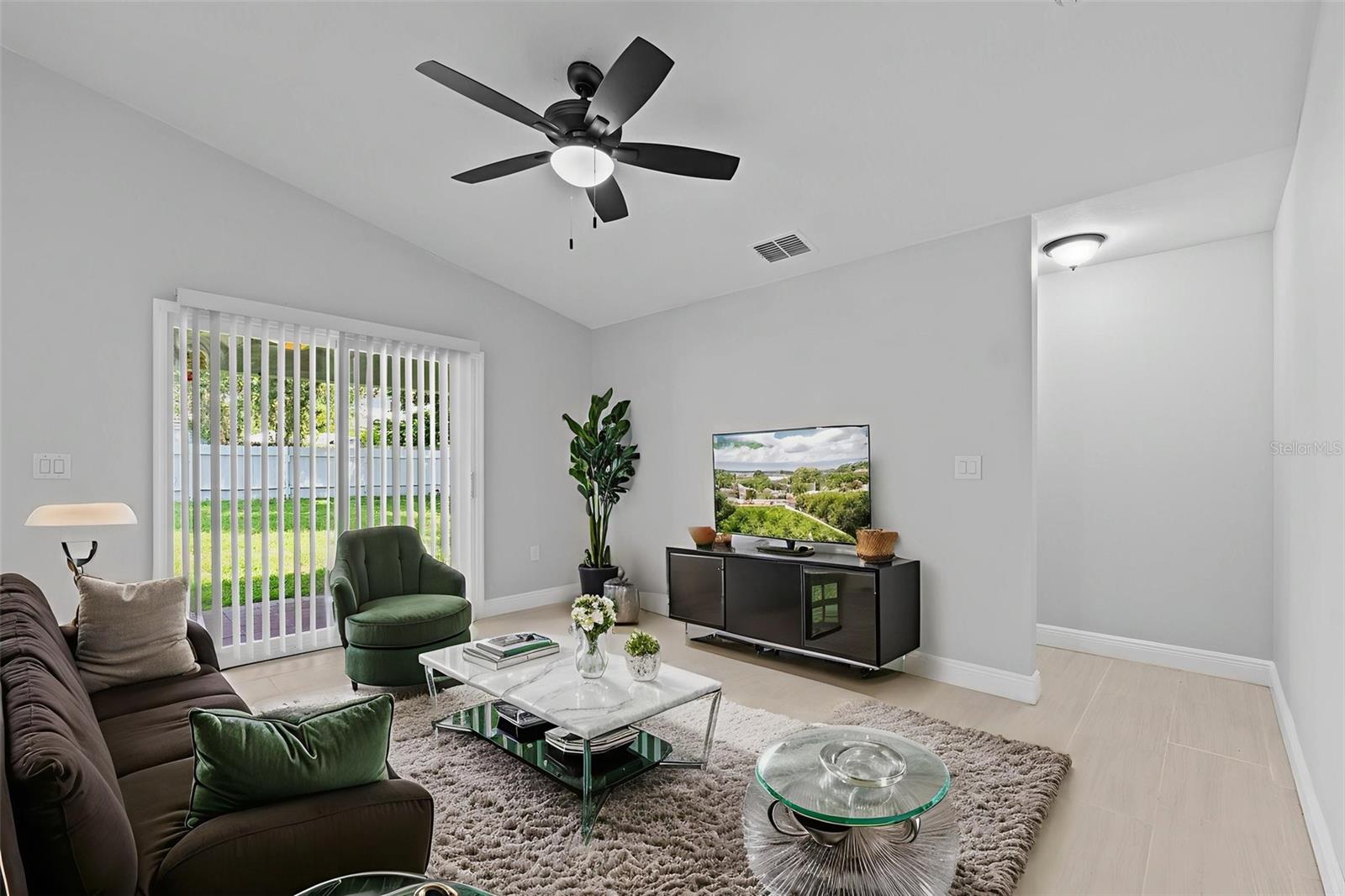 Image 6 of 59 For 319 Avenue A