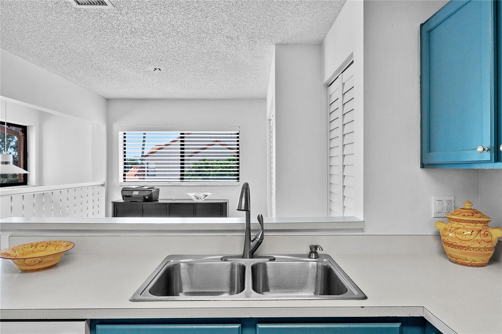 Image 20 of 57 For 715 Magnolia Place