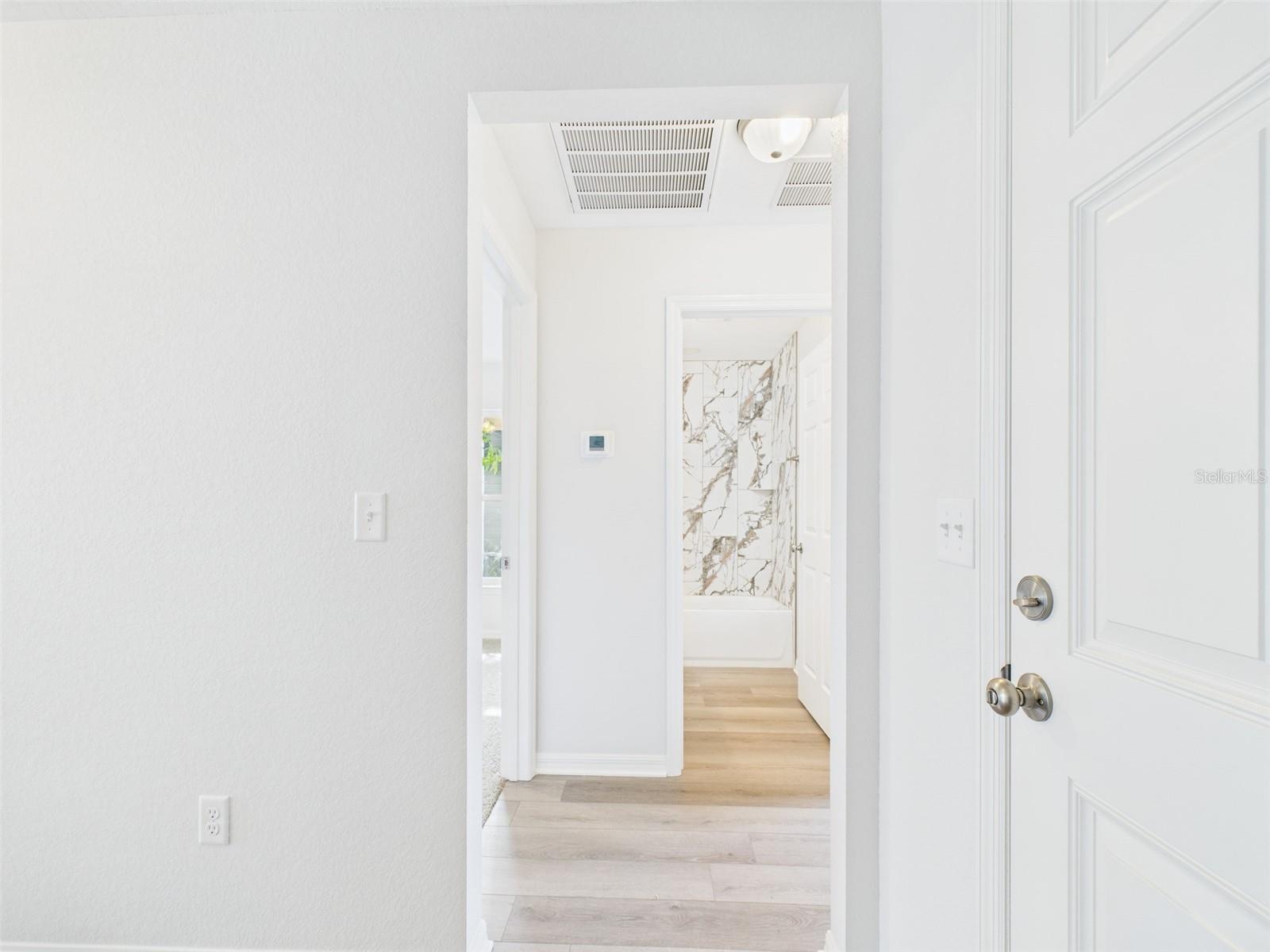 Image 18 of 57 For 816 13th Street W