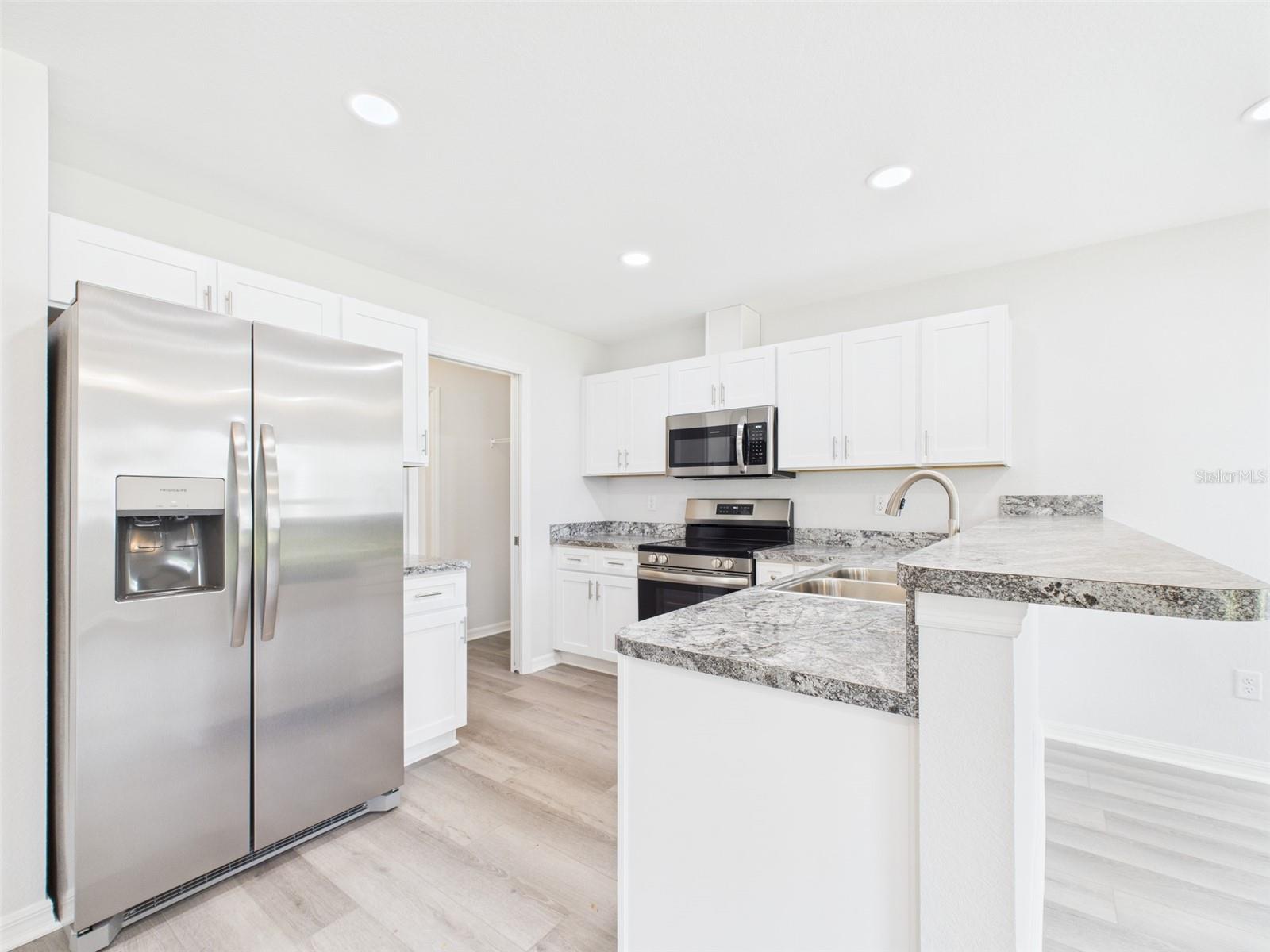 Image 7 of 57 For 816 13th Street W