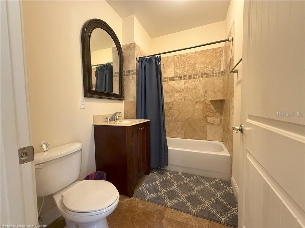 Image 12 of 49 For 2351 Lakeview Drive 115