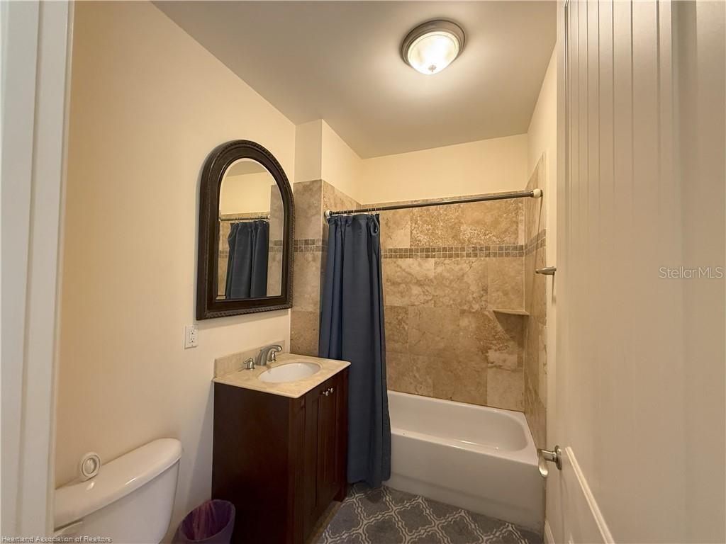 Image 2 of 49 For 2351 Lakeview Drive 115