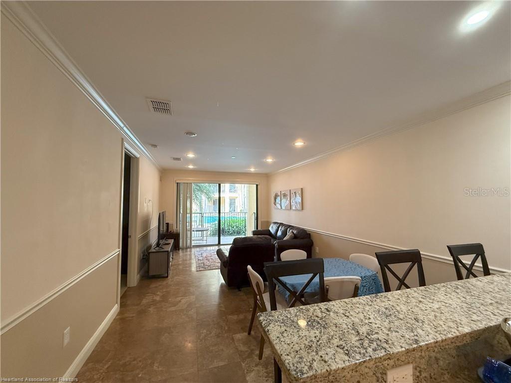 Image 21 of 49 For 2351 Lakeview Drive 115
