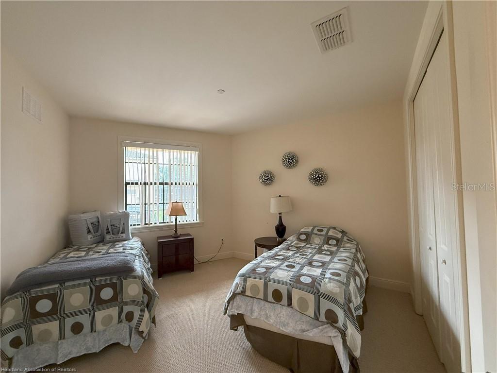 Image 24 of 49 For 2351 Lakeview Drive 115