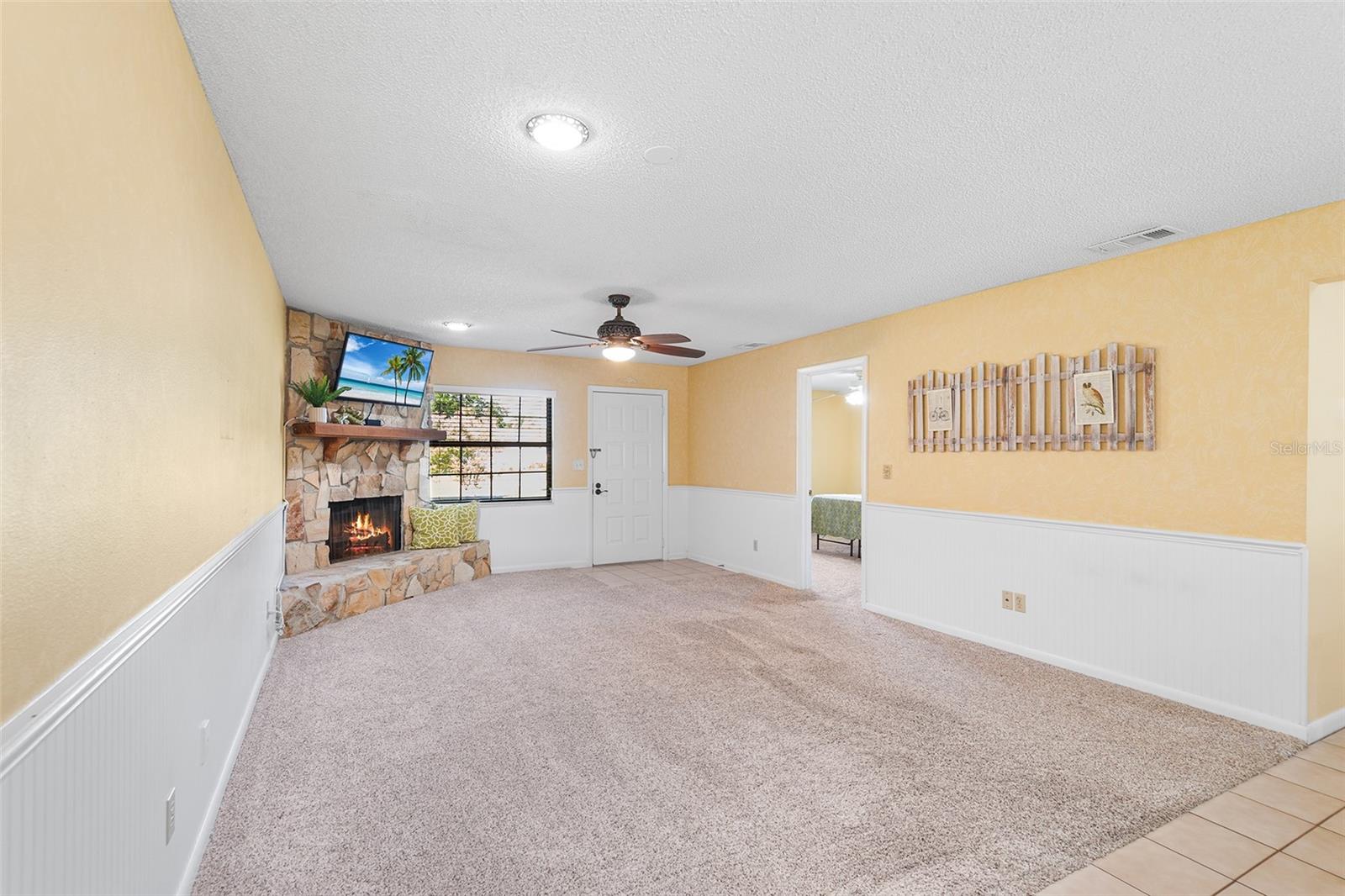 Image 11 of 28 For 2488 Hartridge Point Dr W
