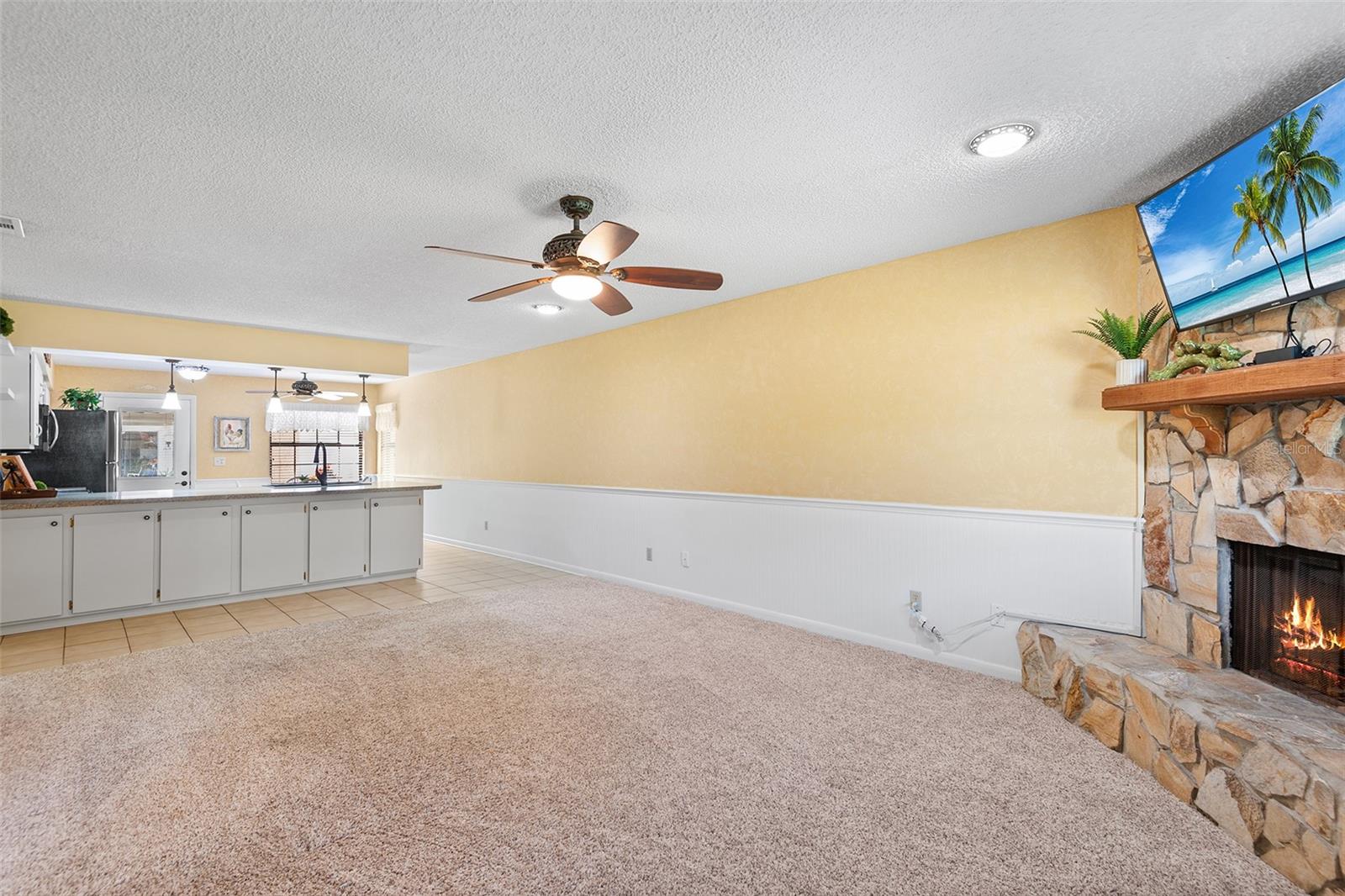 Image 12 of 28 For 2488 Hartridge Point Dr W