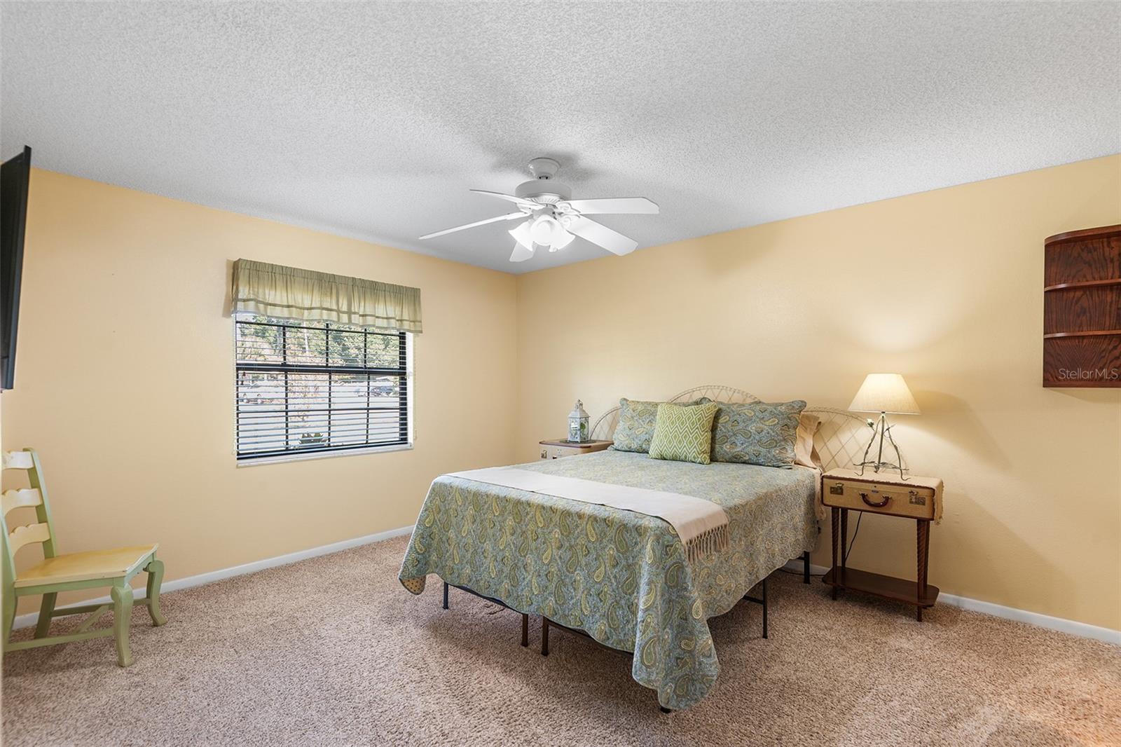 Image 13 of 28 For 2488 Hartridge Point Dr W