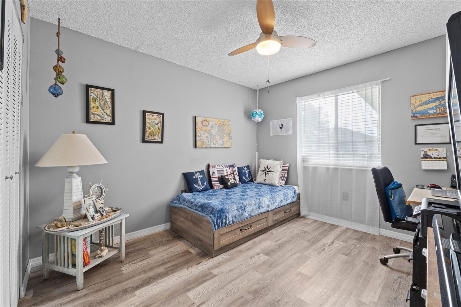 Image 21 of 50 For 249 Winter Ridge Boulevard