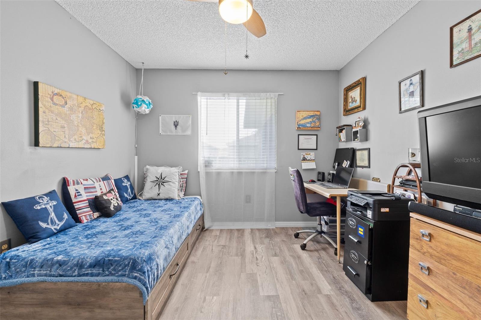 Image 22 of 50 For 249 Winter Ridge Boulevard