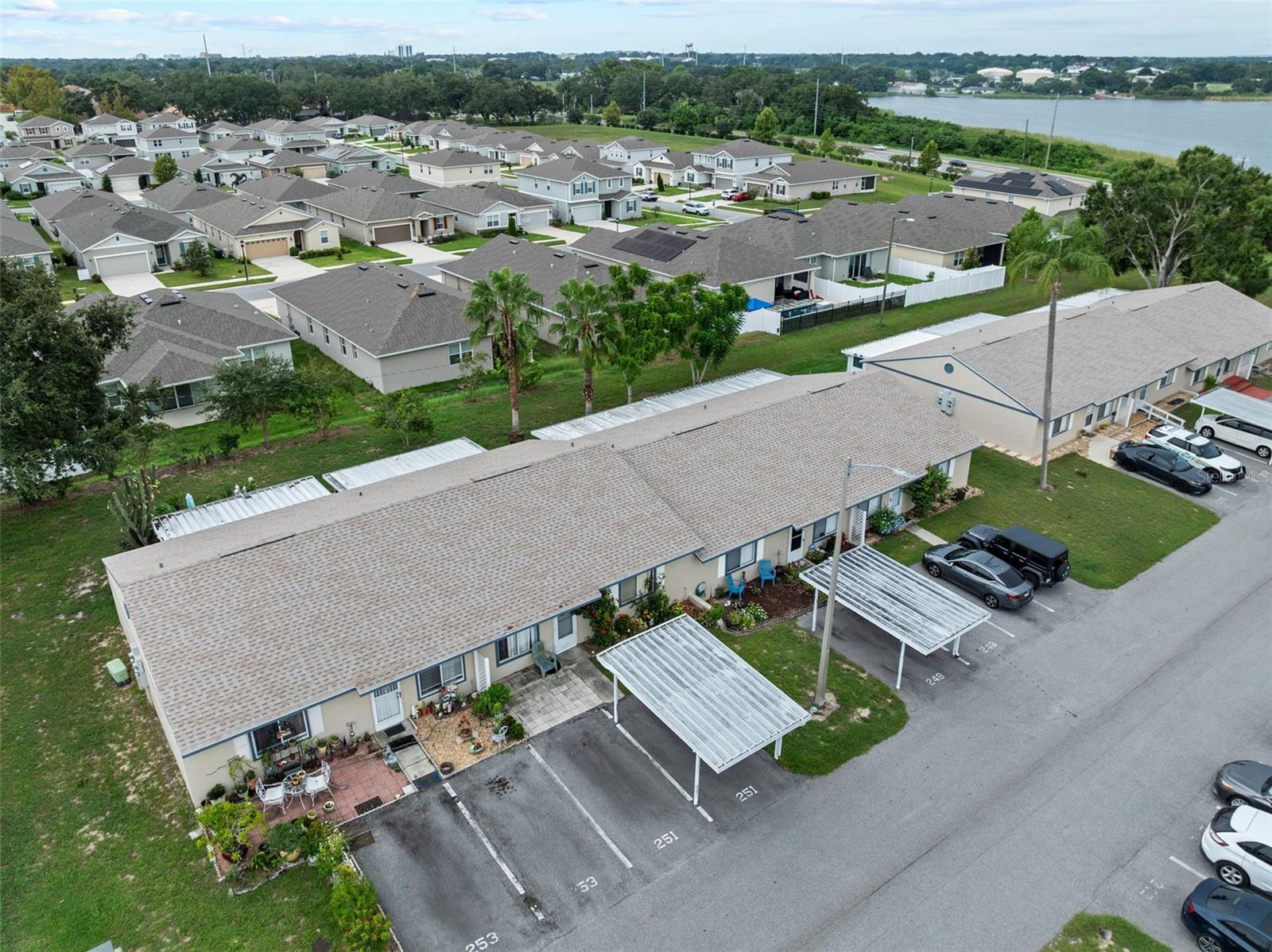 Image 35 of 50 For 249 Winter Ridge Boulevard