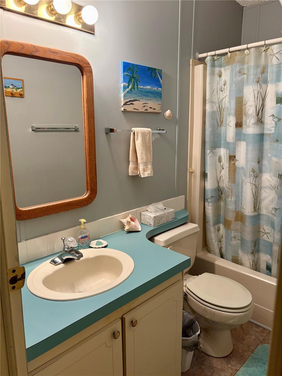 Image 23 of 45 For 6001 Grand Oaks Drive Se