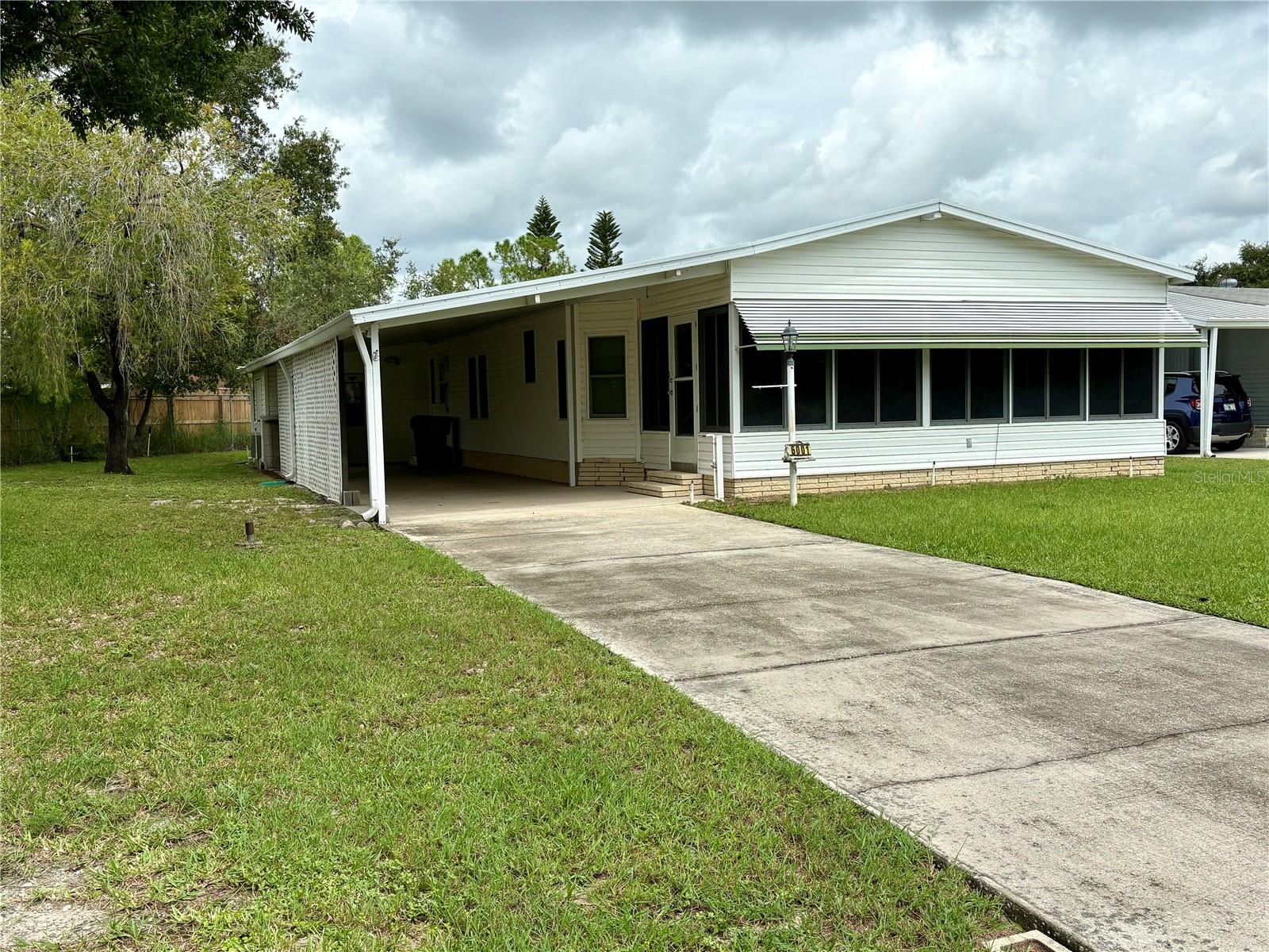 Image 4 of 45 For 6001 Grand Oaks Drive Se
