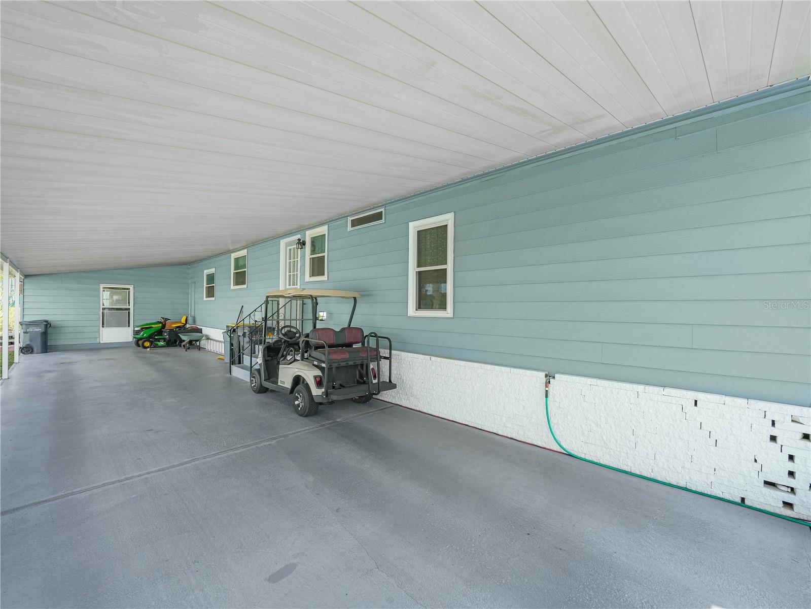 Image 12 of 40 For 134 Kensington Park Drive