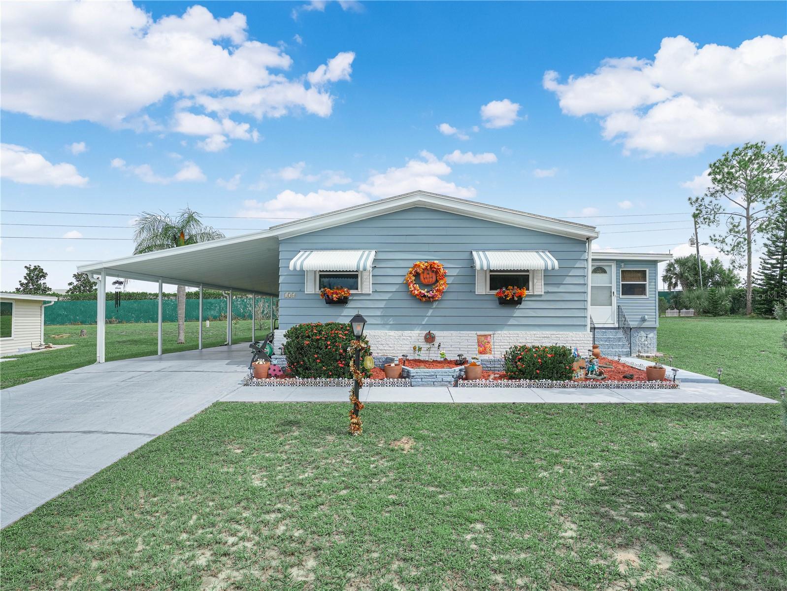 Image 2 of 40 For 134 Kensington Park Drive