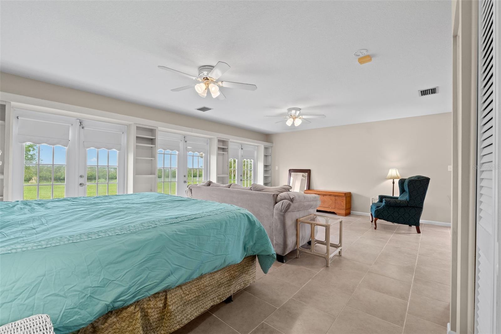 Image 26 of 53 For 308 Manatee Drive